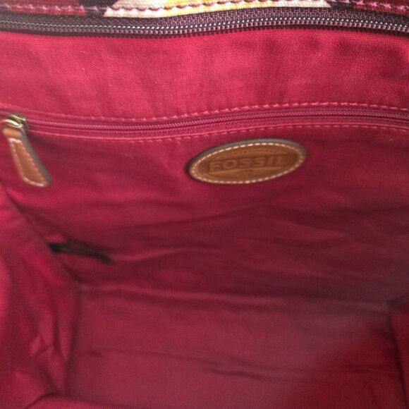 Fossil Keyper Large Tote Burgundy Floral Daisy design Handbag Coquette Holiday - Picture 10 of 16